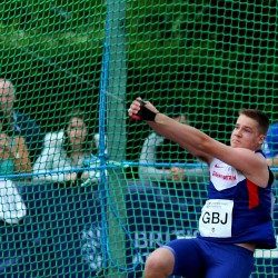 Jake Norris breaks UK junior hammer record – weekend round-up