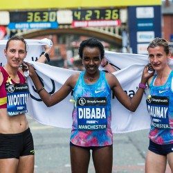 Tirunesh Dibaba and Dathan Ritzenhein win Great Manchester Run 10k