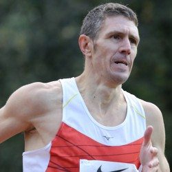 Anthony Whiteman goes sub-1:50 to break world M45 800m record – weekly round-up