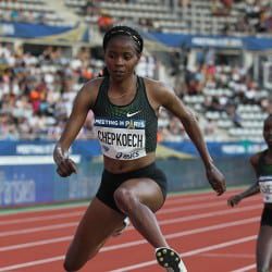 Beatrice Chepkoech smashes steeplechase world record