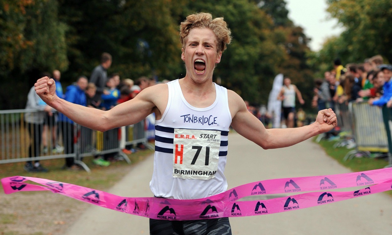 Tonbridge and Swansea win National Road Relays