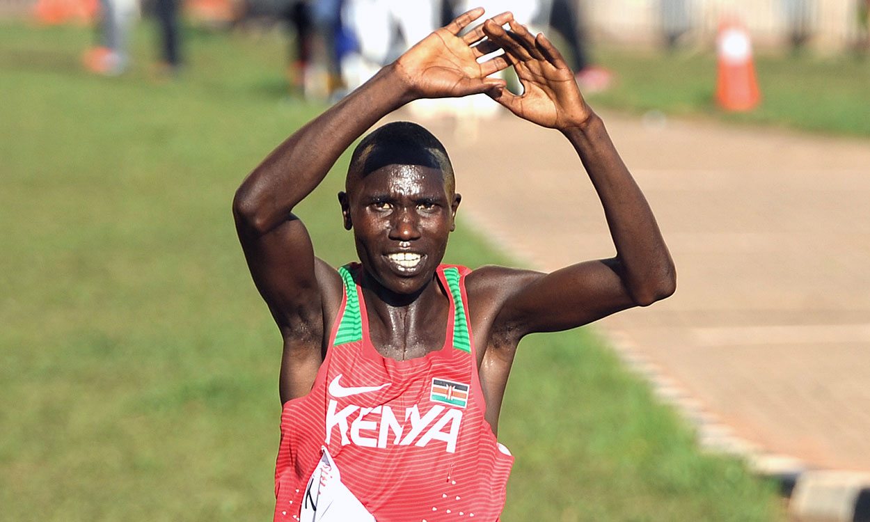 Geoffrey Kamworor crushes host nation hopes to retain World Cross title