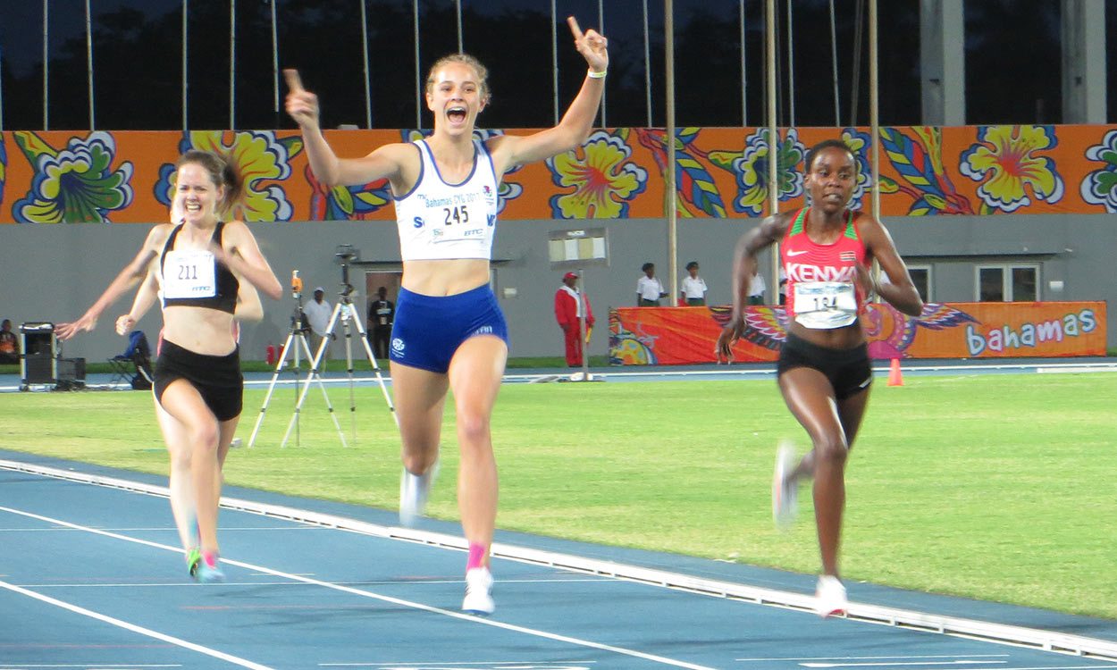 Erin Wallace and Holly Mills win gold at Commonwealth Youth Games