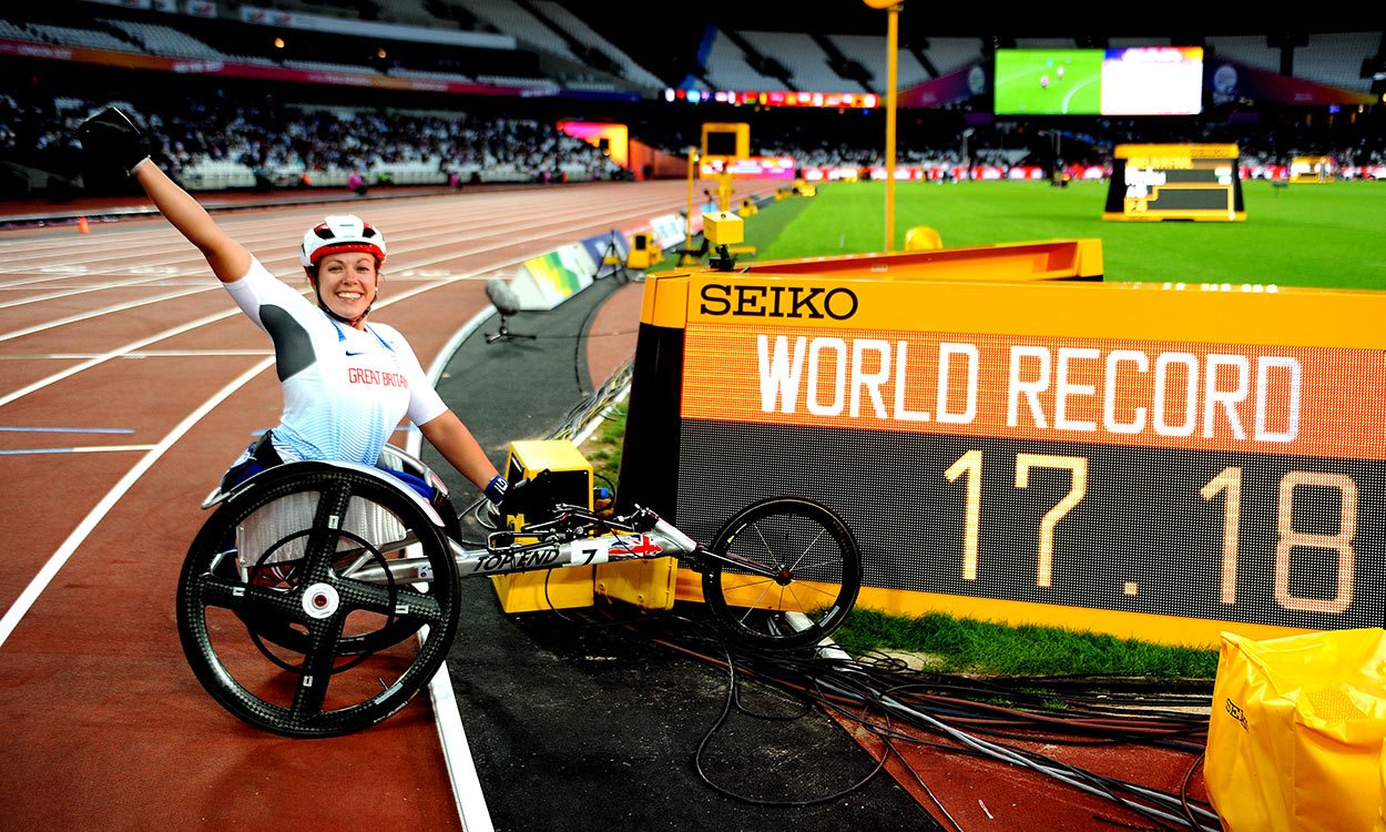 Hannah Cockroft smashes world record for eighth world title